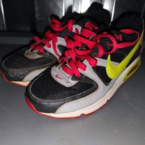 Nike air max command